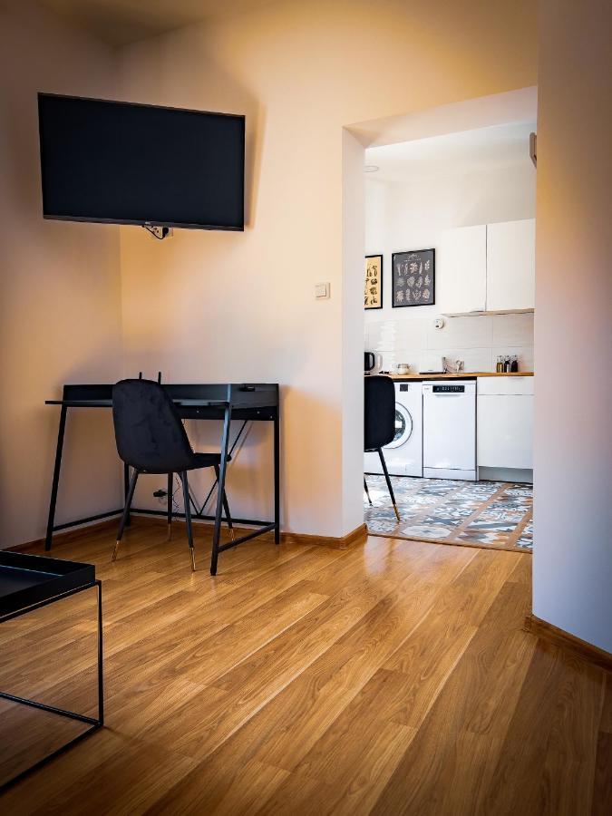 Nalu Black&White Apartment No 8 Katowice Exterior foto